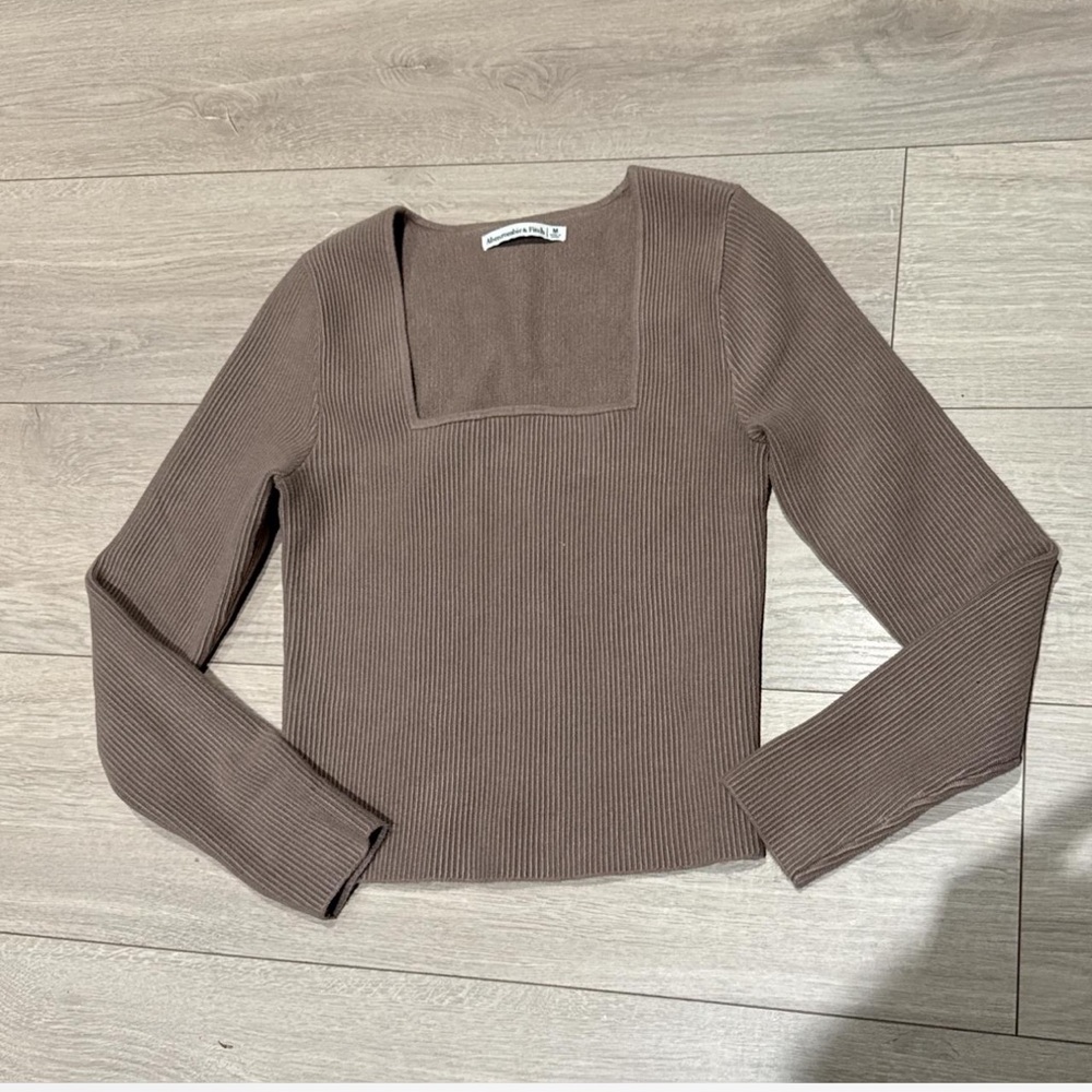 Abercrombie Taupe Grey Brown Square neck long sleeve sweater